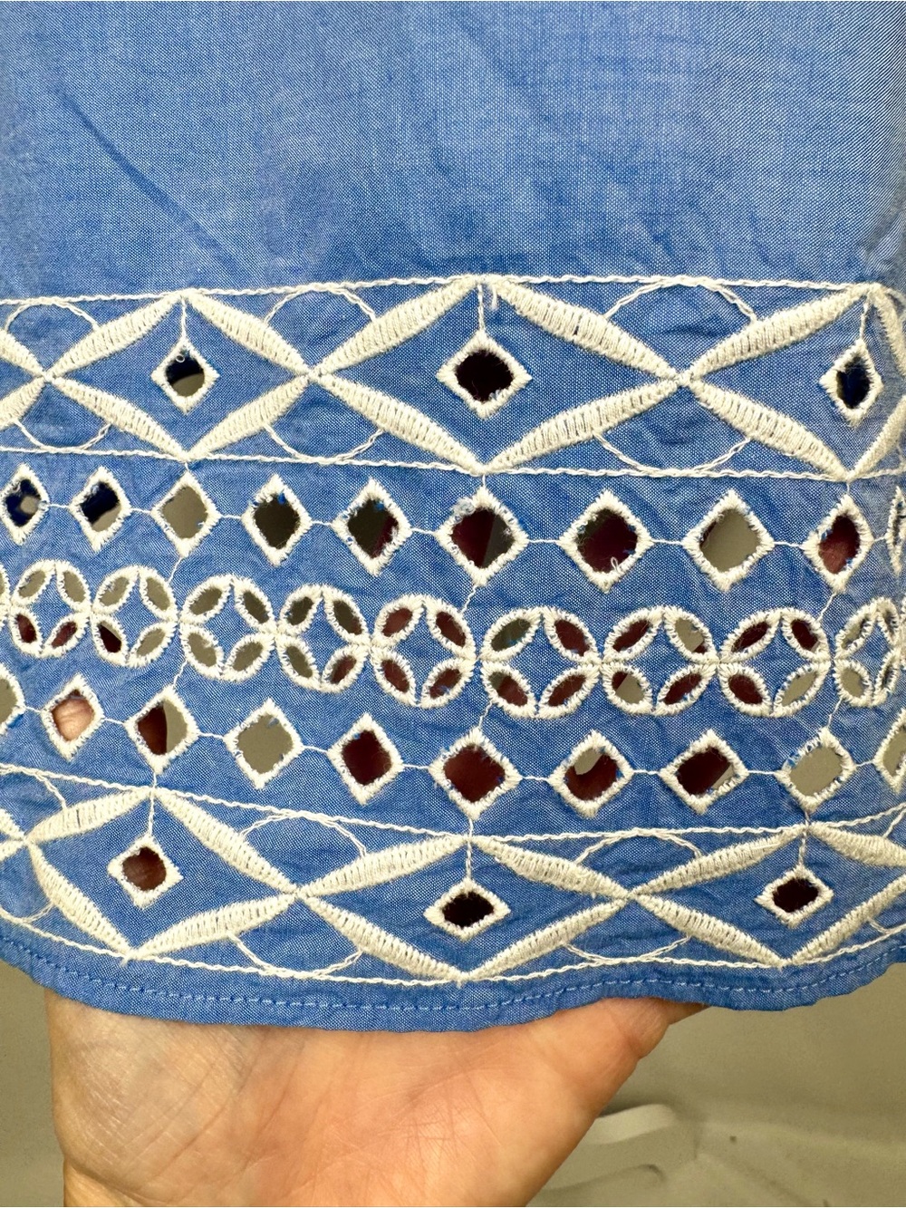 Talbots Light Blue V-Neck Tunic Top White Lattice Embroidered Hem Size 2X Petite - Picture 4 of 8
